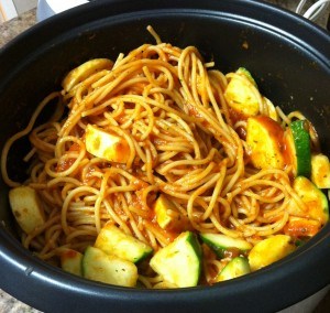 Rice Cooker Spaghetti & Veggies Recipe - Kitchenability